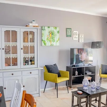 View House Apartment *